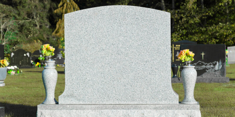 Blank,Tombstone,In,Cemetery